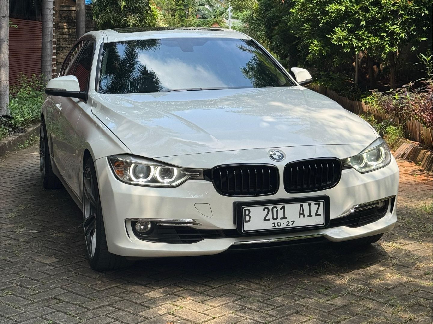 BMW 328i F30 2013