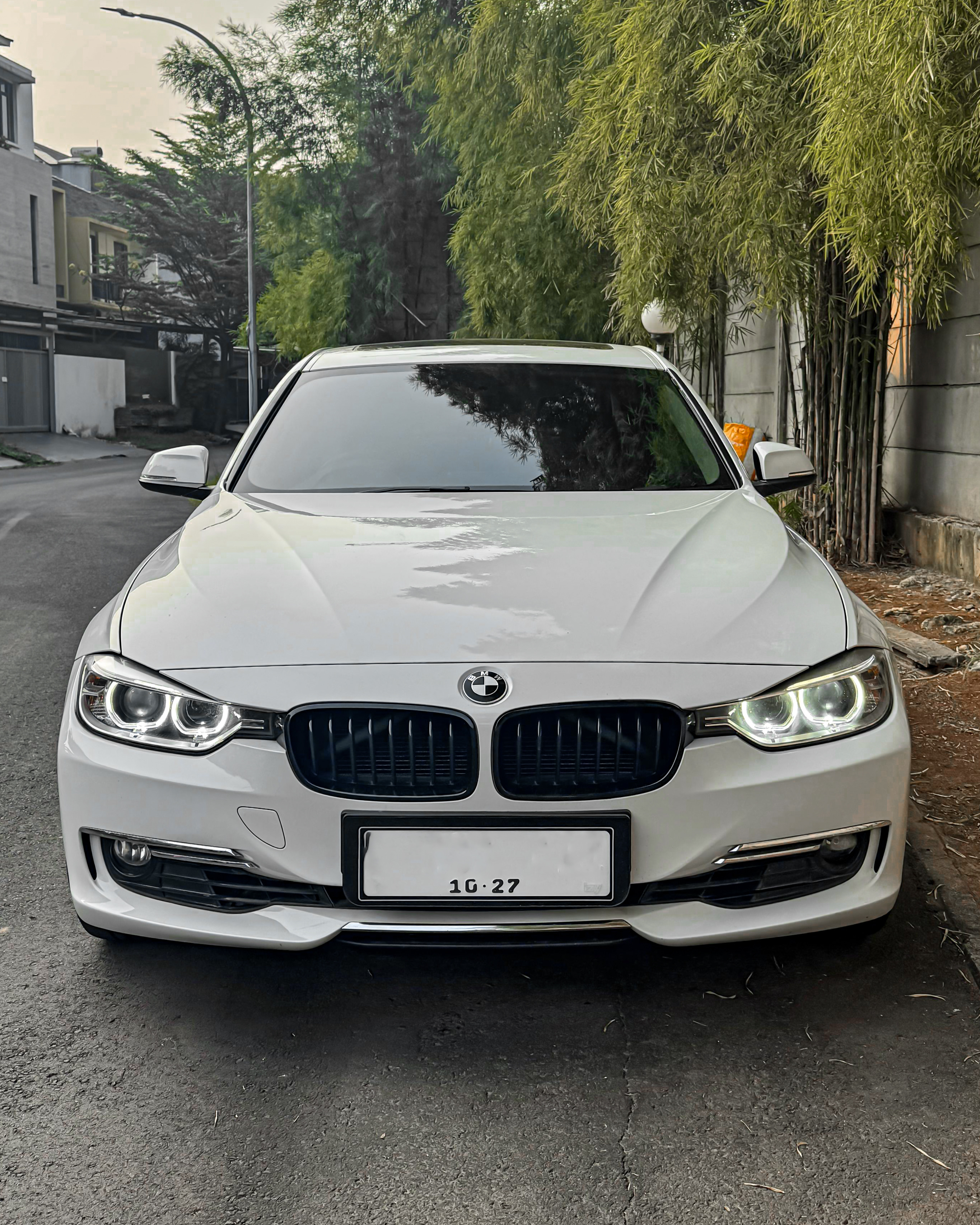 BMW 328i F30 2013