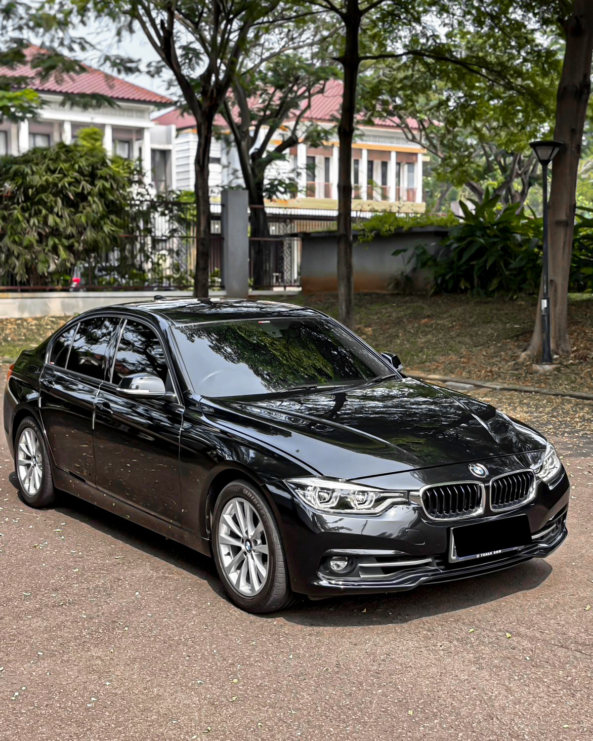 BMW 320i F30 SPORT LINE LCI 2016
