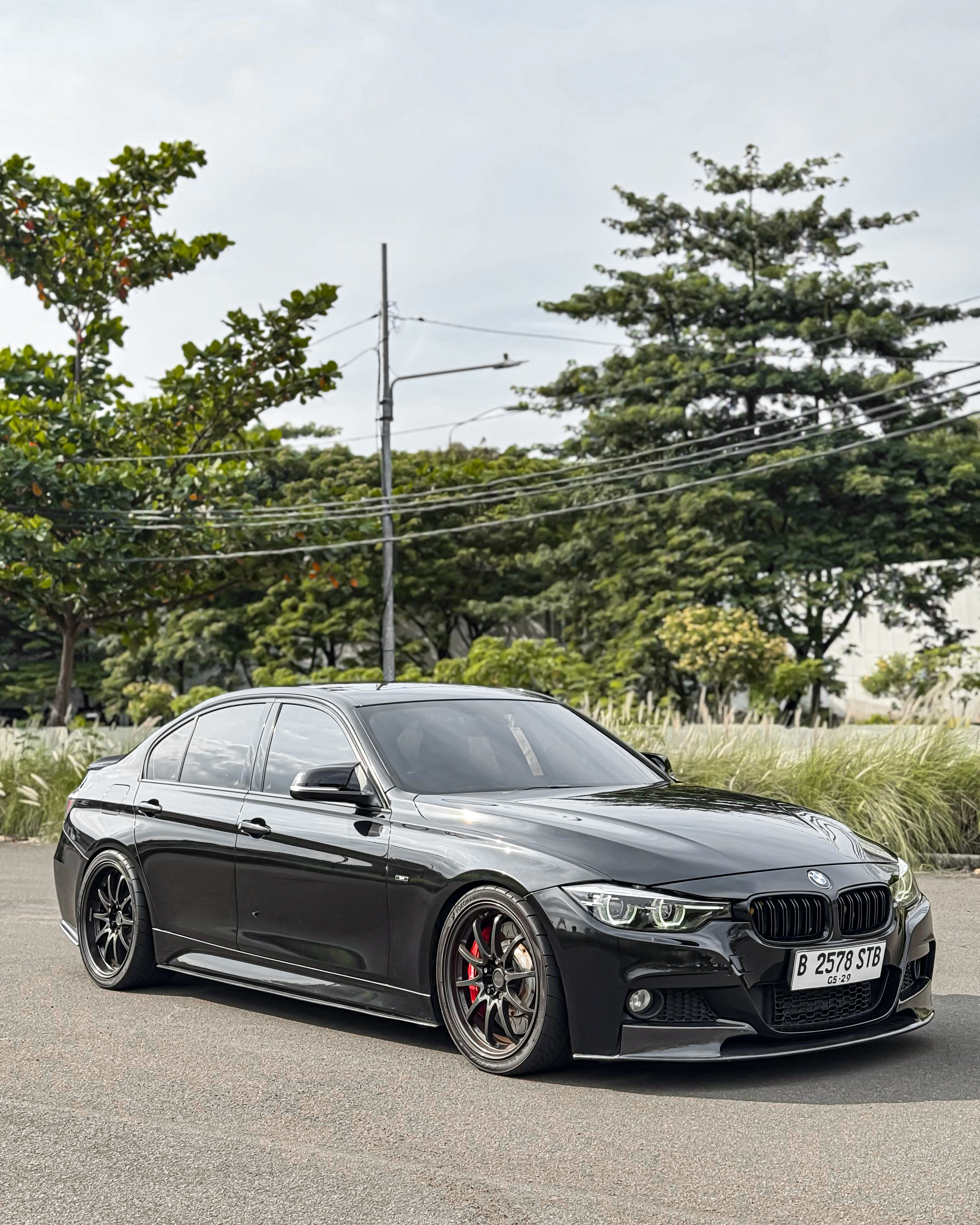 BMW 328i F30 Sport 2013