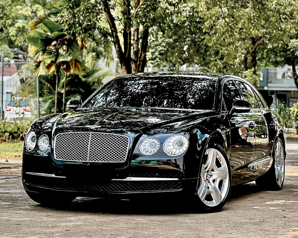 Bentley Continental Flying Spur 6.0 W12 4-Doors 2014