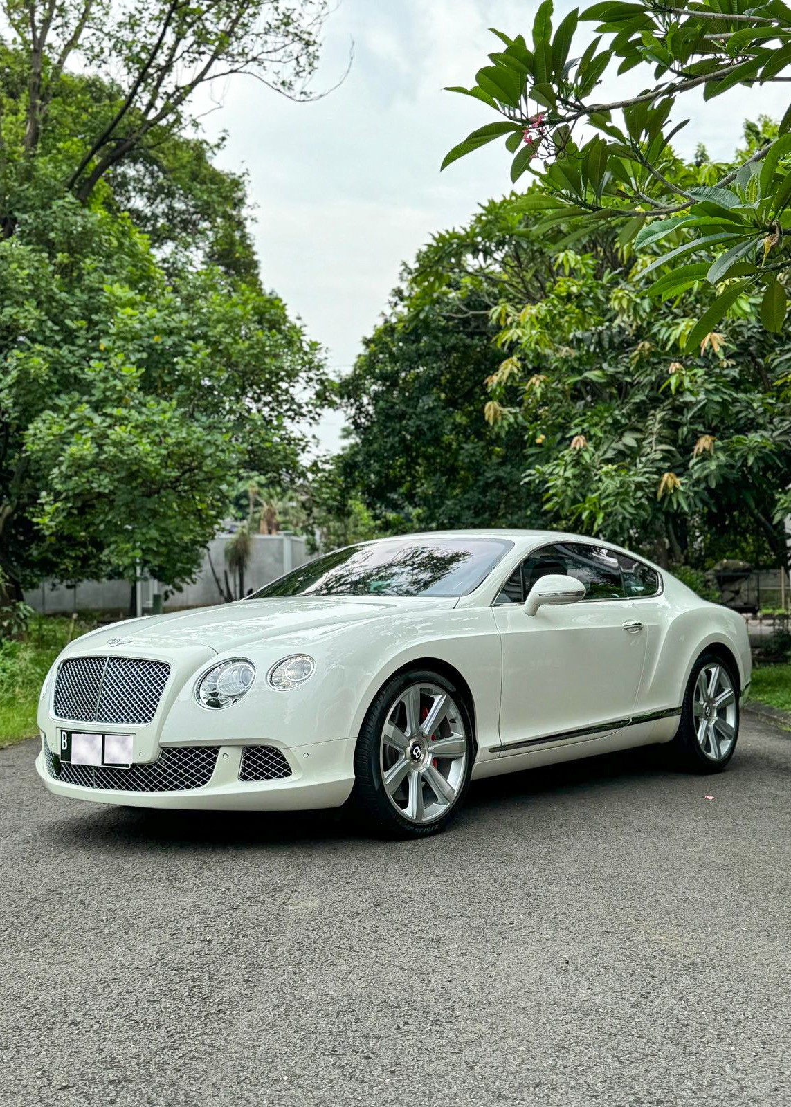 Bentley Continental GT 6.0 W12 FACELIFTED 2012