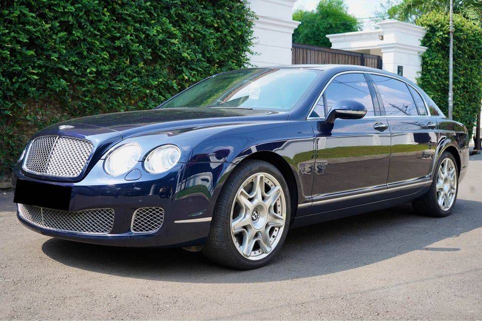 Bentley Flying Spur 2011