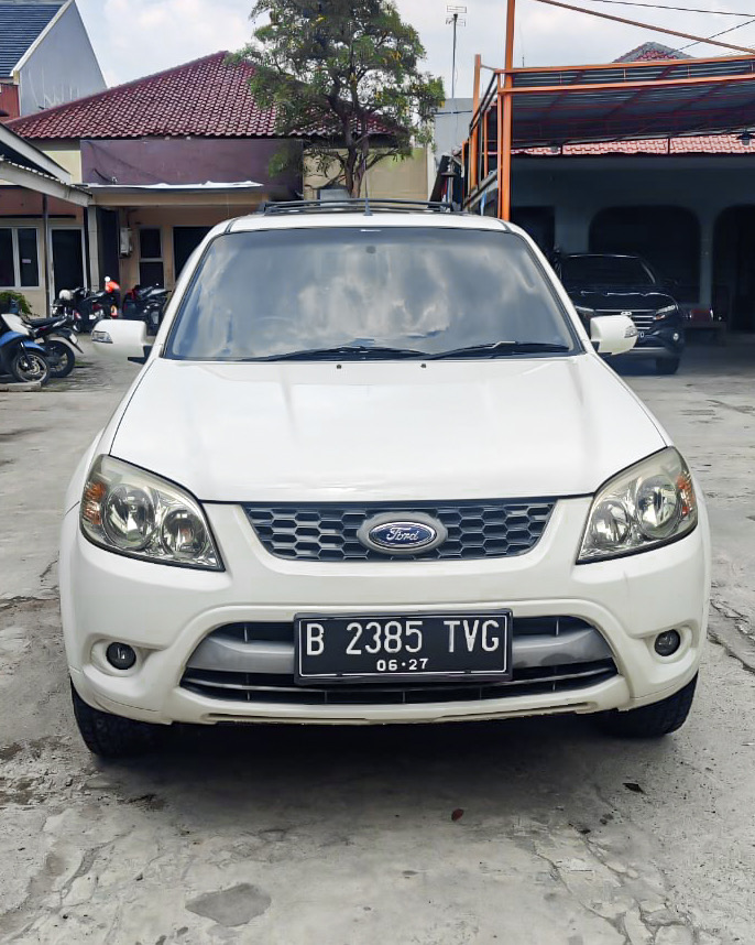 Ford Escape 2.3L LMT AT 2012