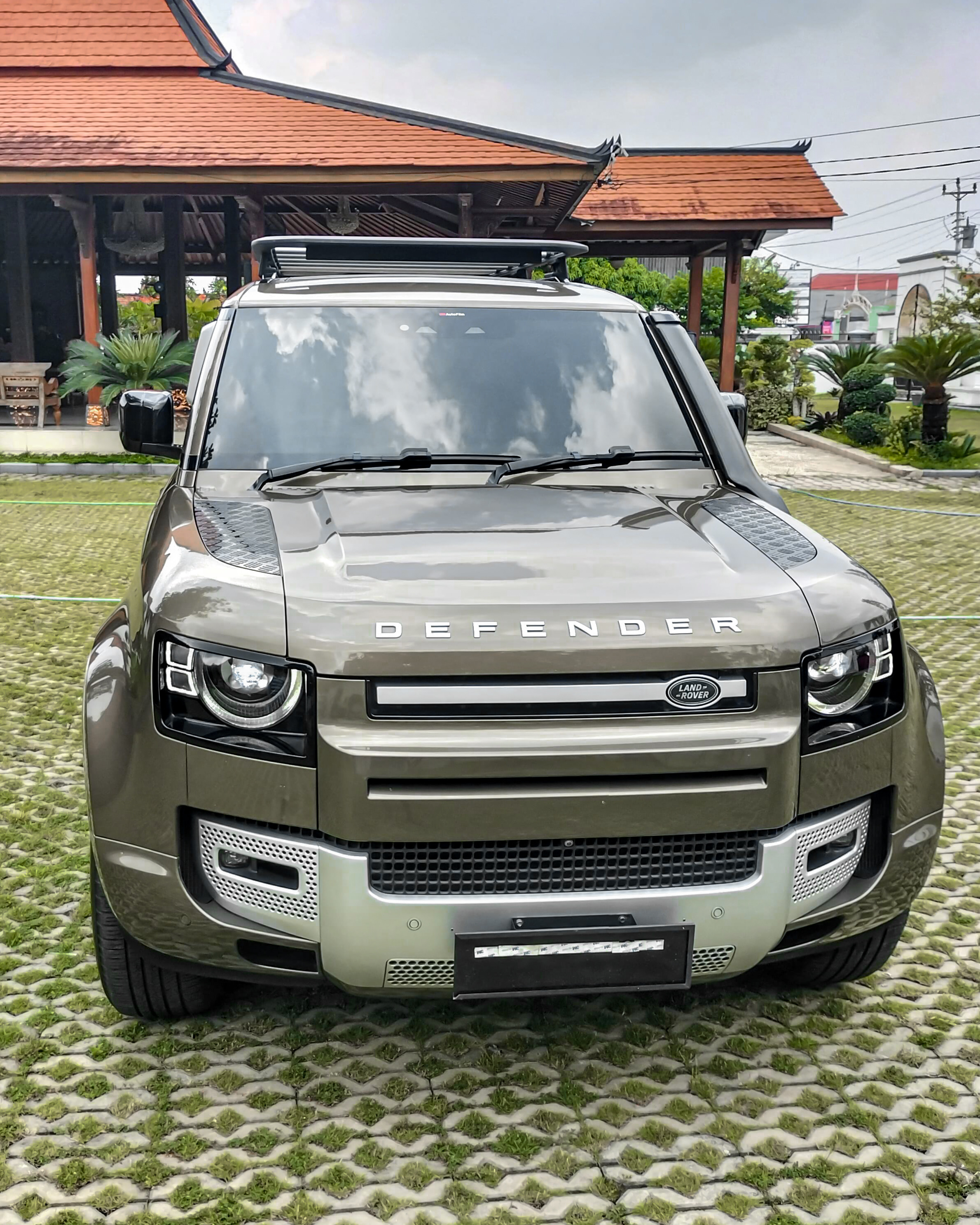 Land Rover Defender 3.0 2022