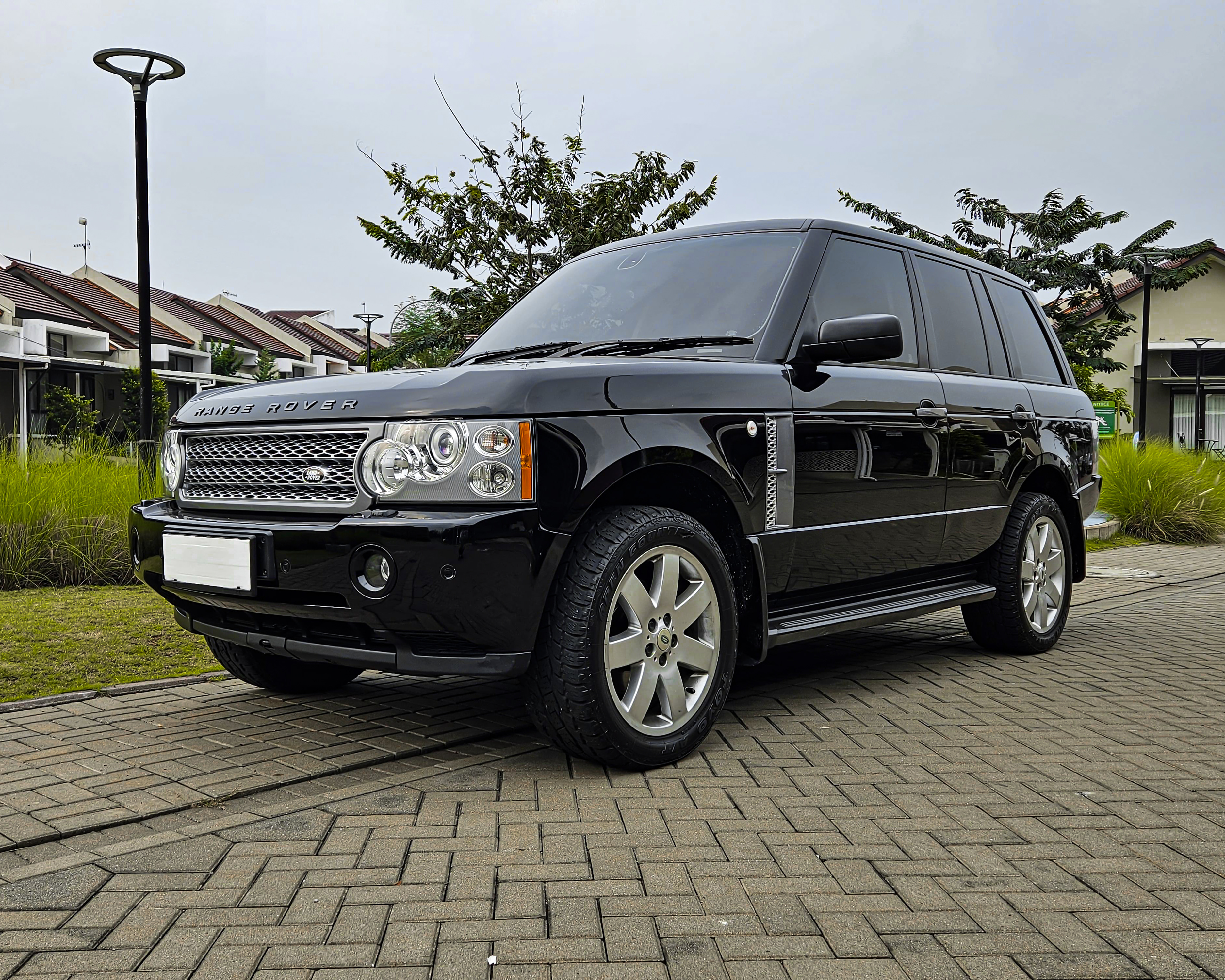 Range Rover Vogue (L322) 4.4l At 2005