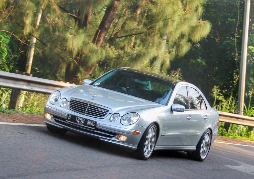 Mercedes Benz W211 E280 A/T Avantgarde 2006