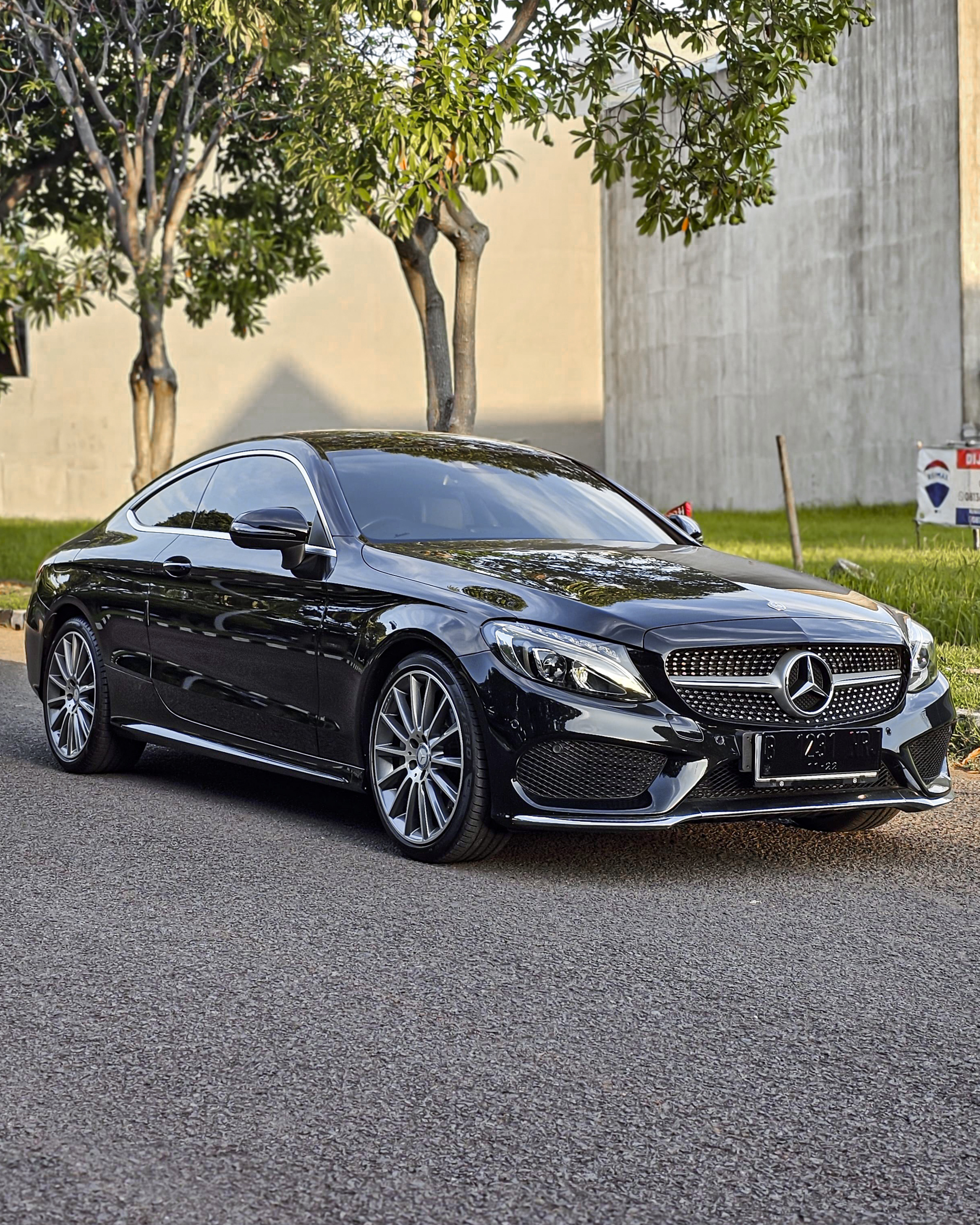 Mercedes Benz C300 Coupe Amg Line 2016