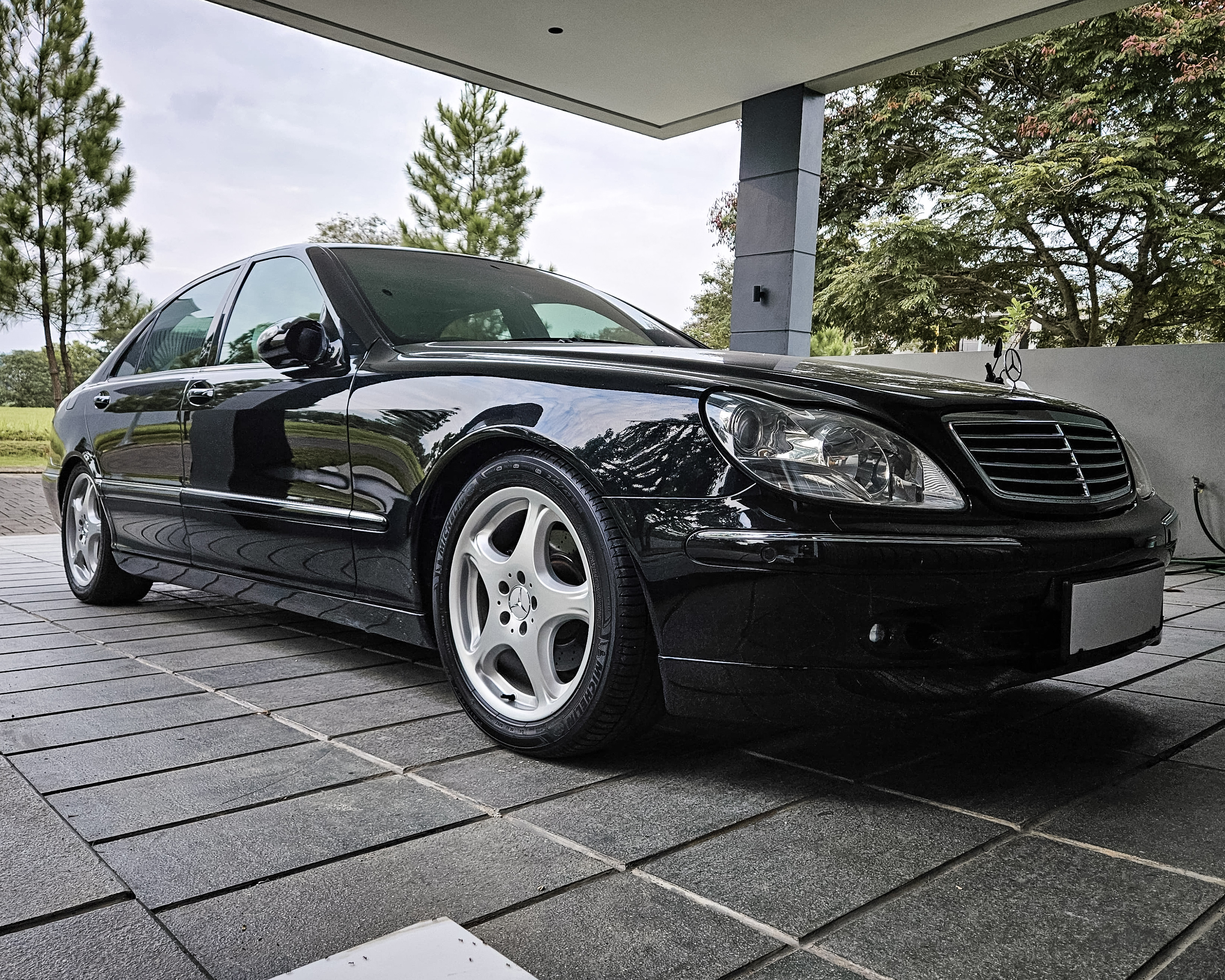 Mercedes Benz S320L W220 AT Facelifted 2002