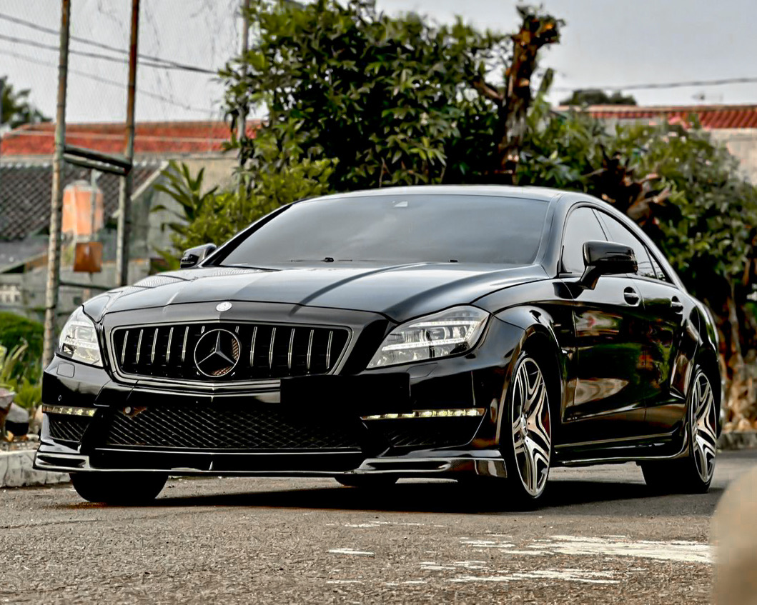 Mercedes Benz CLS63 AMG 5.5 V8 BITURBO 2012