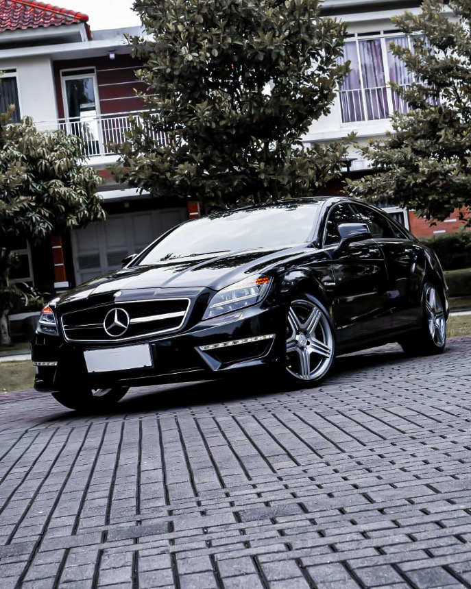 Mercedes Benz CLS63 AMG AT V8 Bi-TURBO 2012