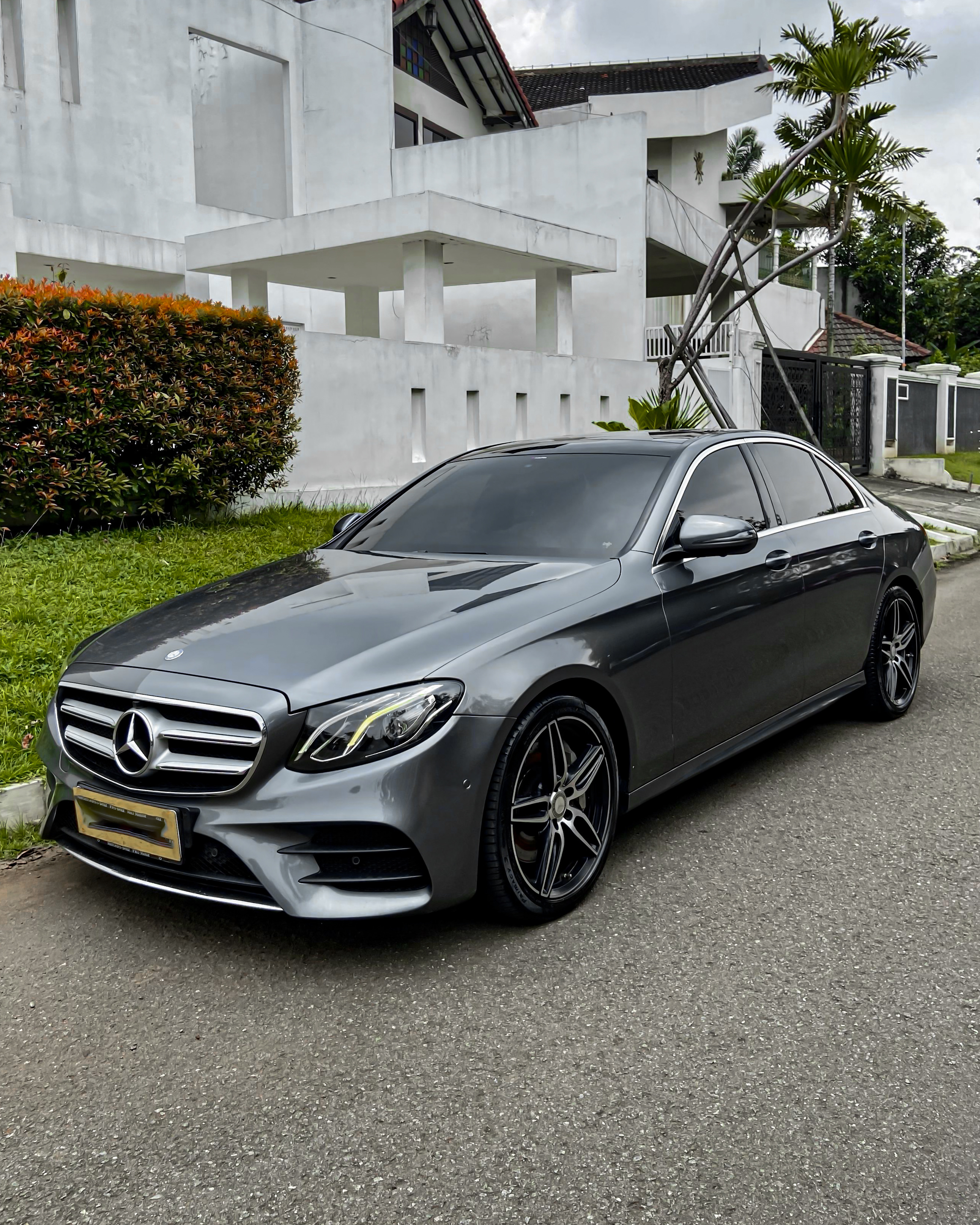 Mercedes Benz E300 Amg Package 2017