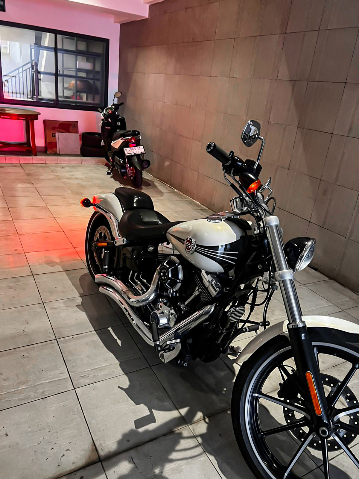 Harley Davidson Softail Break Out 2014