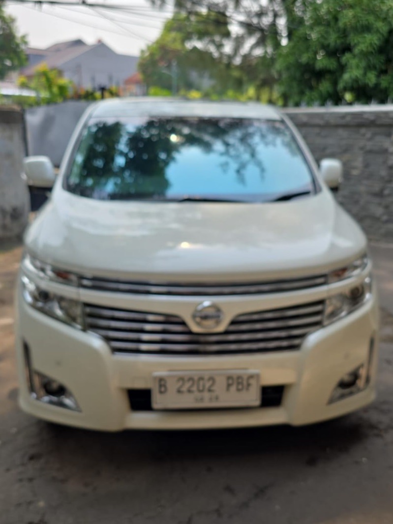 Nissan Elgrand HWS 2012
