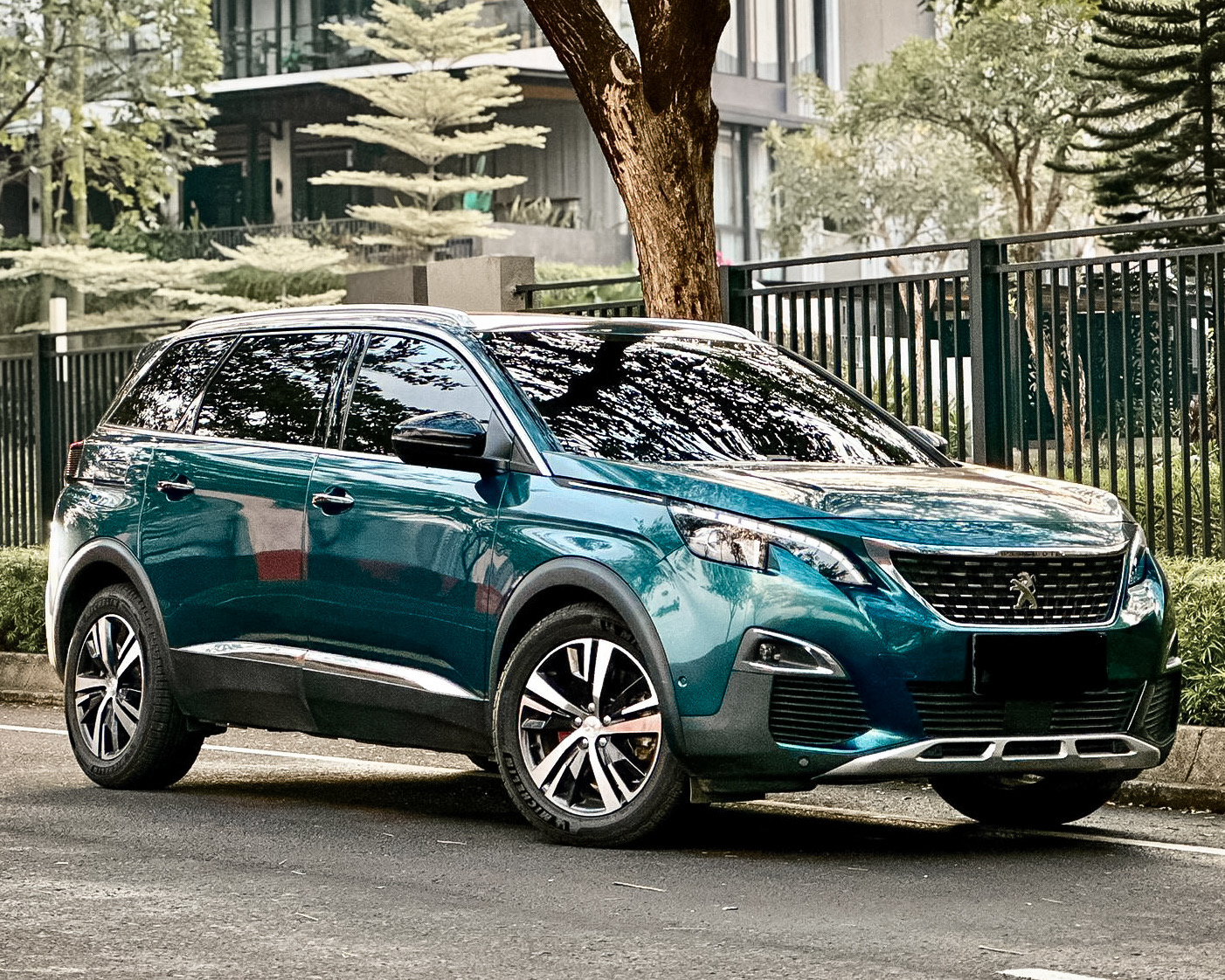 Peugeot 5008 7 Seater Allure Plus Line 2019