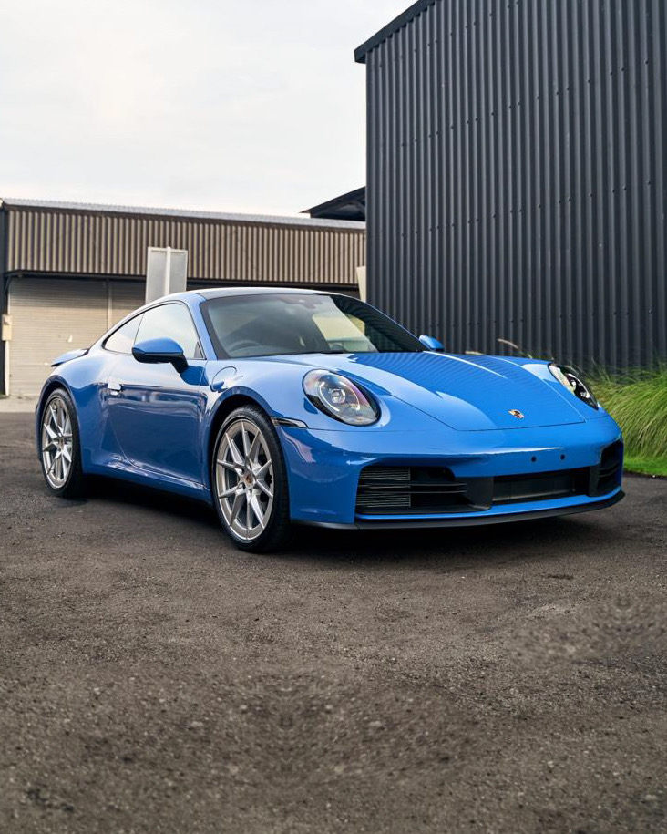 Porsche 911 Carrera 2025