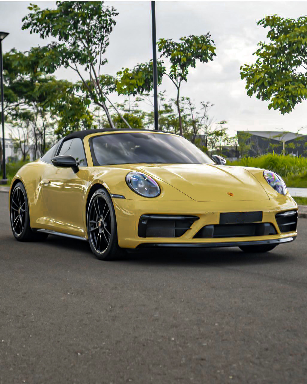Porsche 911 Targa 4 GTS 992 2023