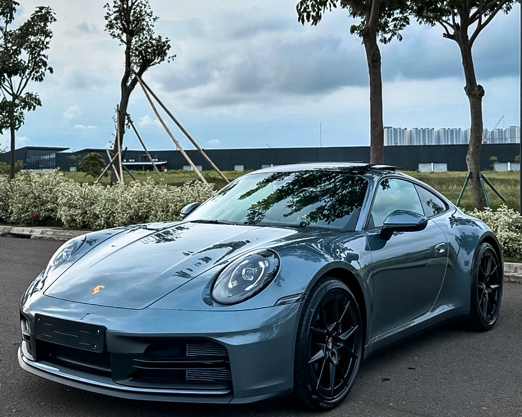 Porsche 911 Carrera 992.2 2025