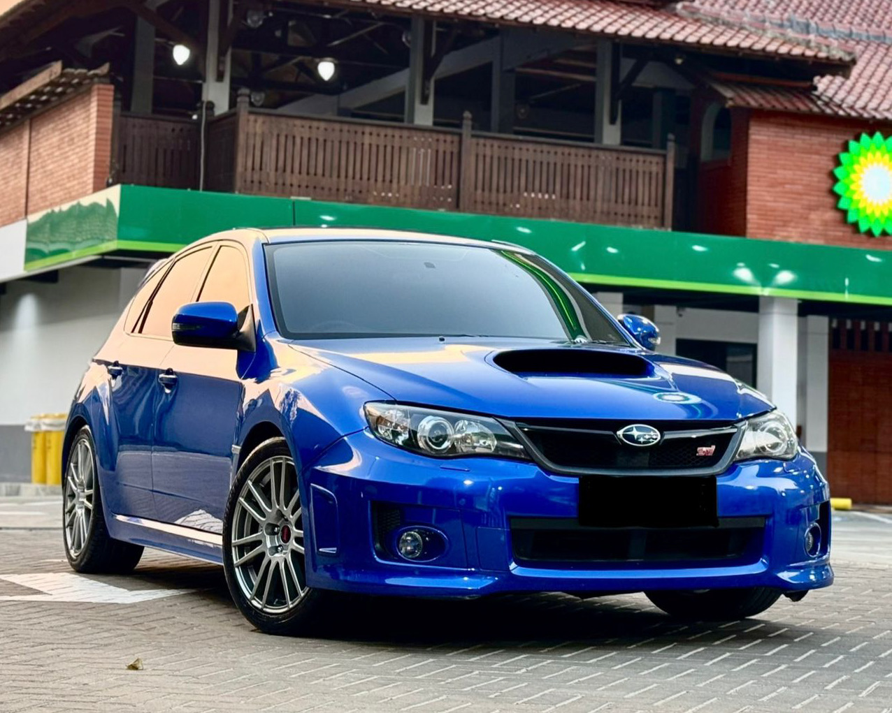 Subaru WRX Sti 2.5 Turbo AWD Hatchback 2013