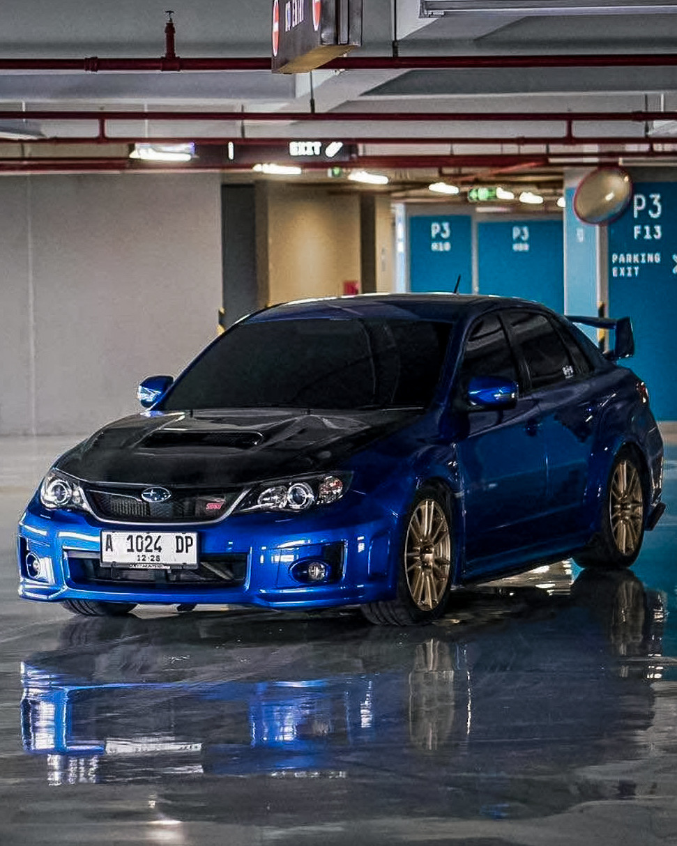 Subaru WRX Sti Sedan 2012
