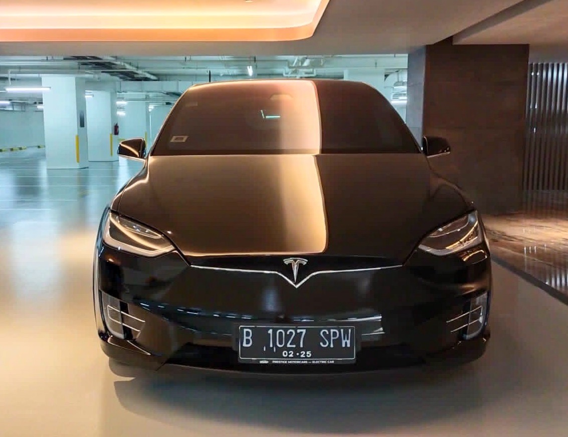 Tesla Model X 2017 