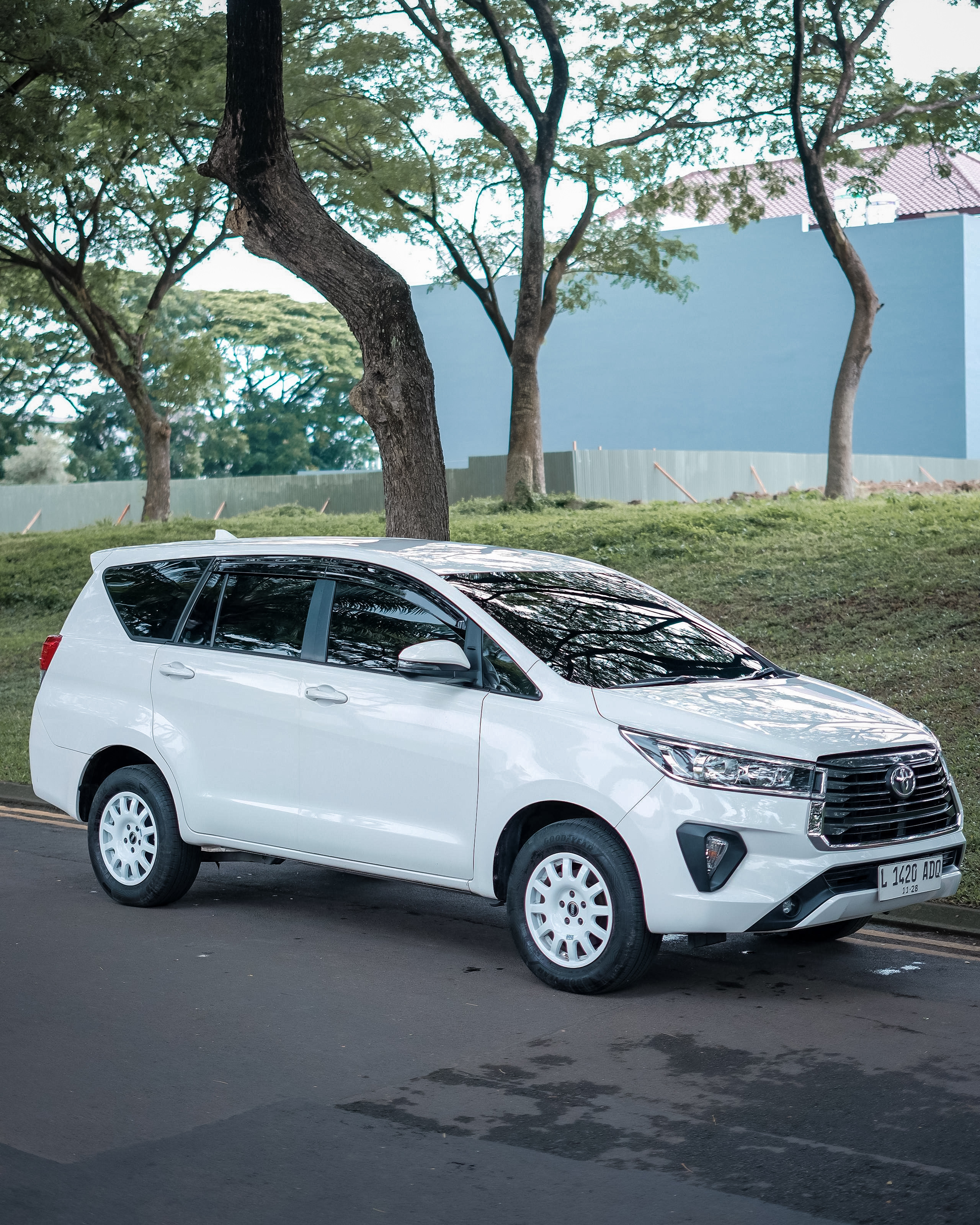 Toyota Innova Reborn Diesel 2.4 G 2023 