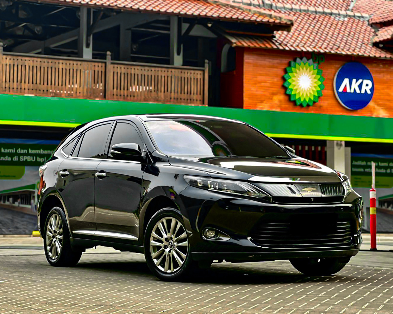 Toyota Harrier 2.0l Jbl Premium Sound Cbu Full Option 2015