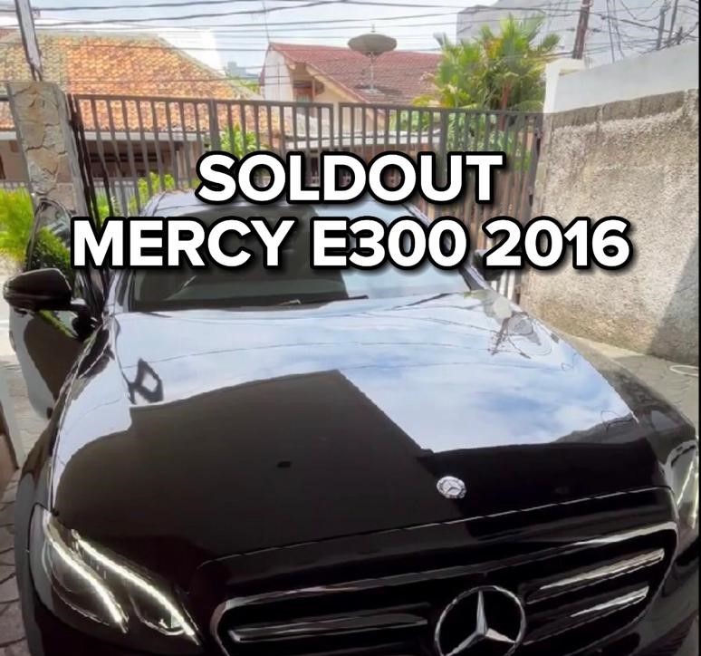 SOLD Mercedes Benz E300 2016