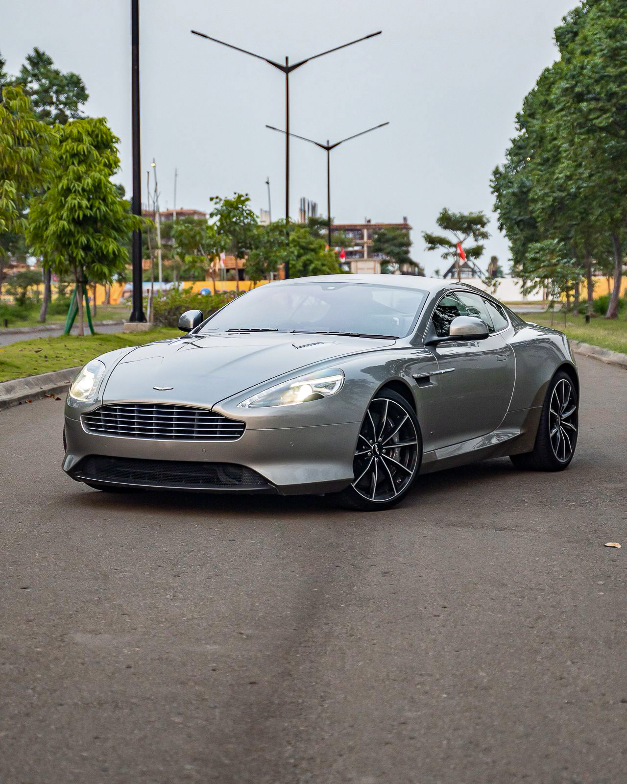 Aston Martin DB9 GT Bond Edition 2016