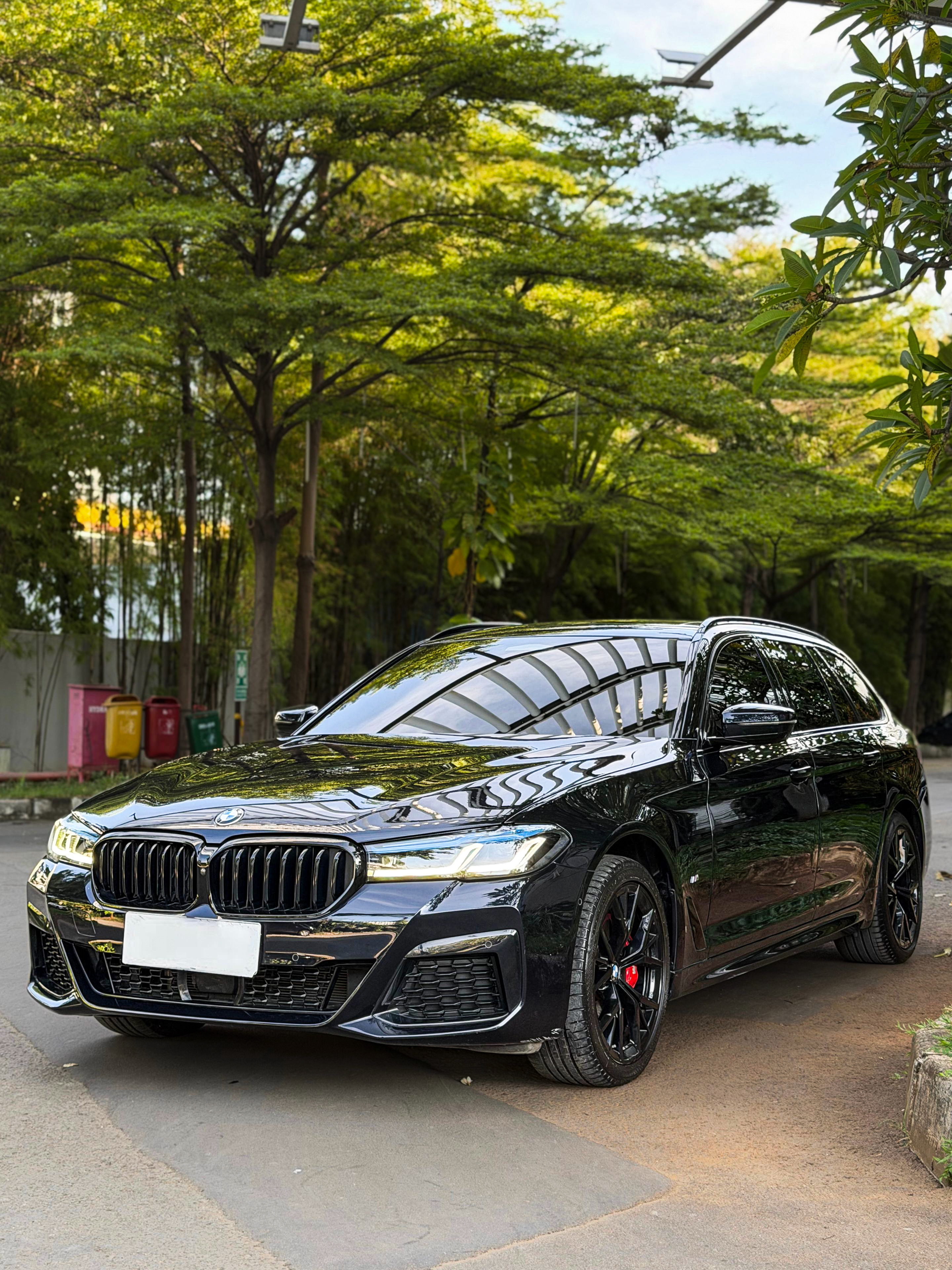 BMW 530i G31 Touring M-Sport LCI 2023