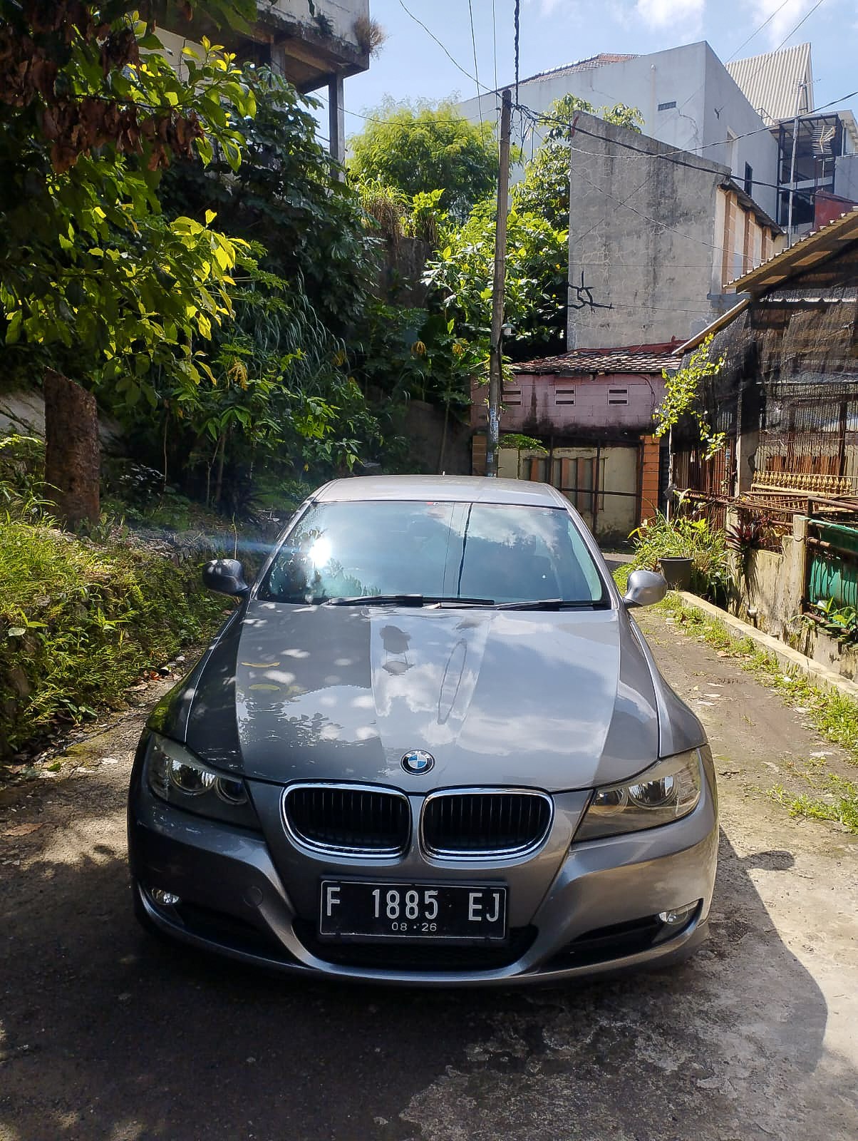 BMW E90 LCI 2010 Excellent
