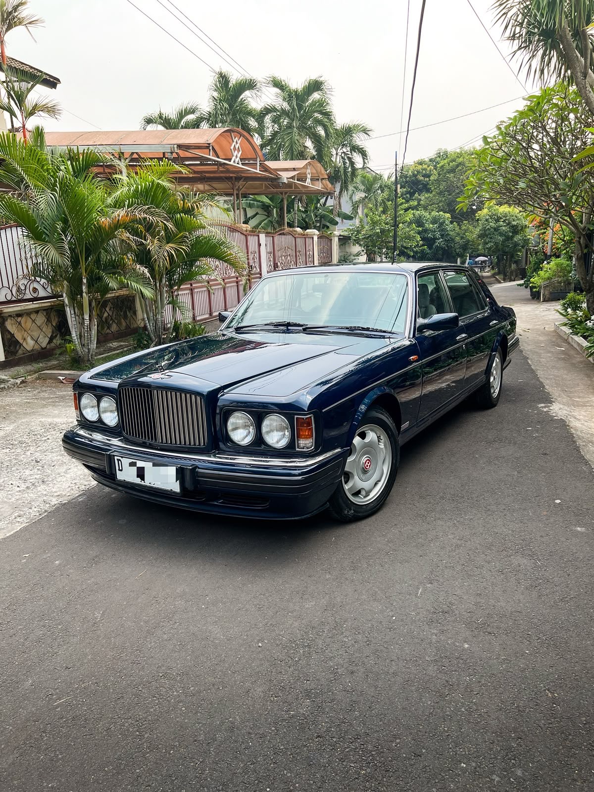 Bentley RT Millioner Red Dot 6.75L V8 1998