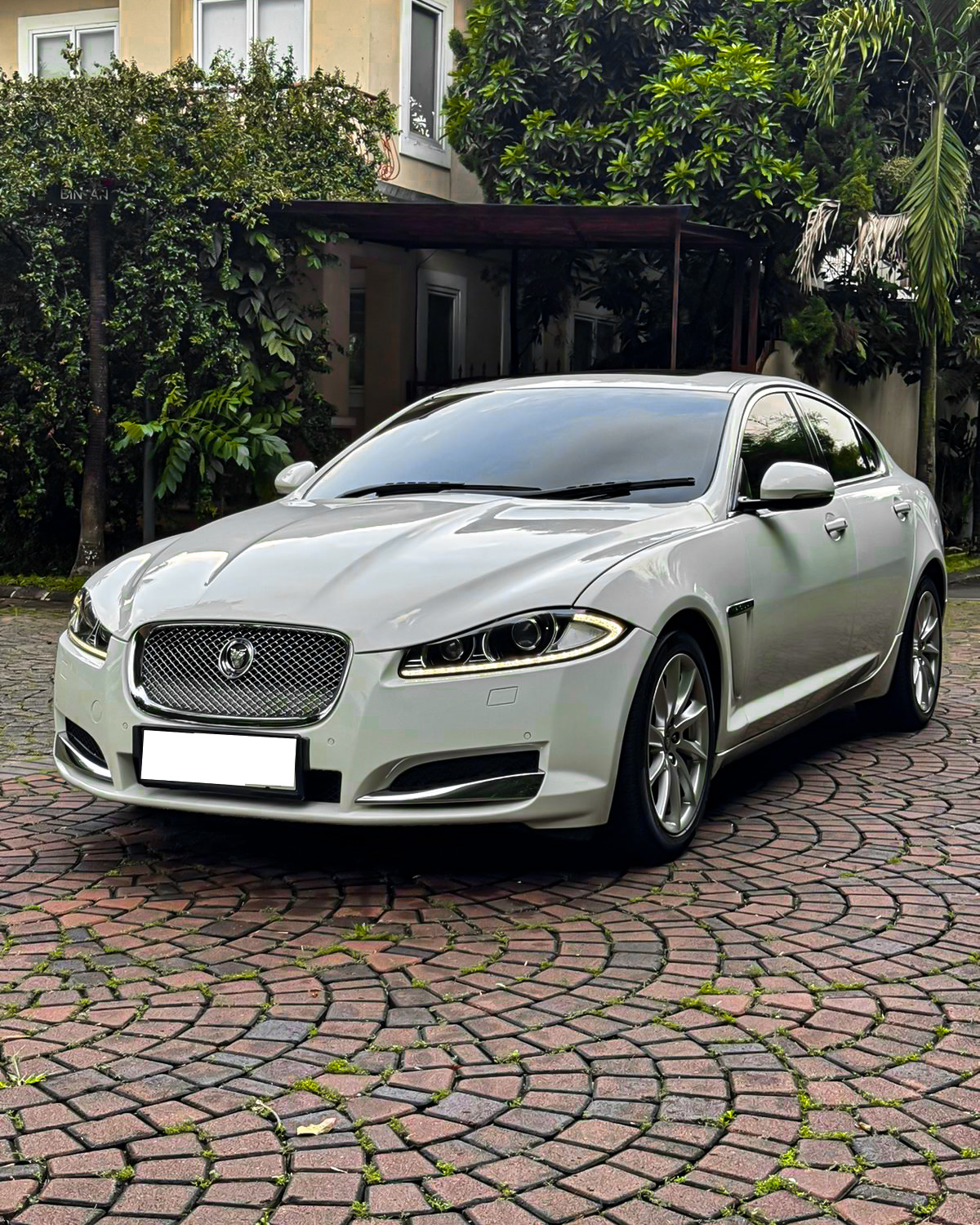 Jaguar Xf 3.0 Supercharged V6 AWD 2012
