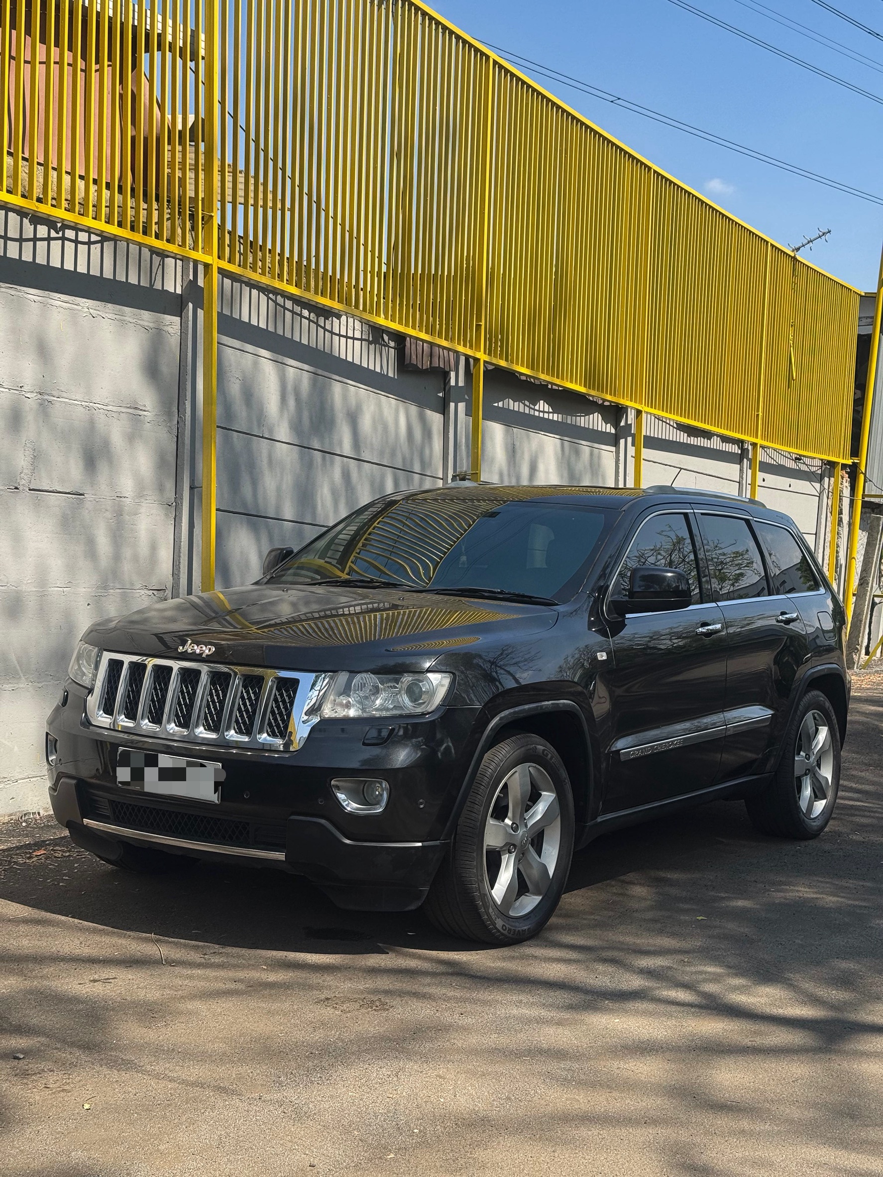 Jeep Grand Cherokee Overland 5.7 V8 4x4 Hemi 2012