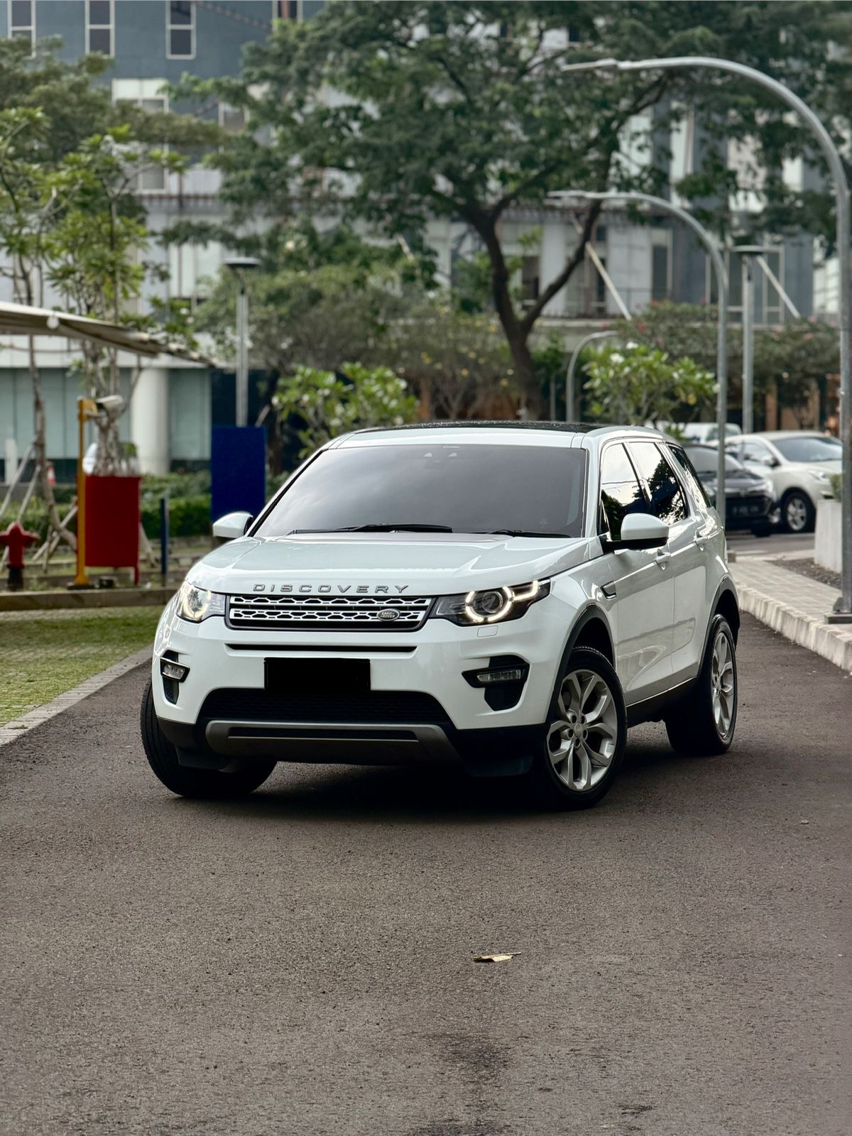 Land Rover Discovery Sport 2.0L SI4 HSE FULL OPTION 2016