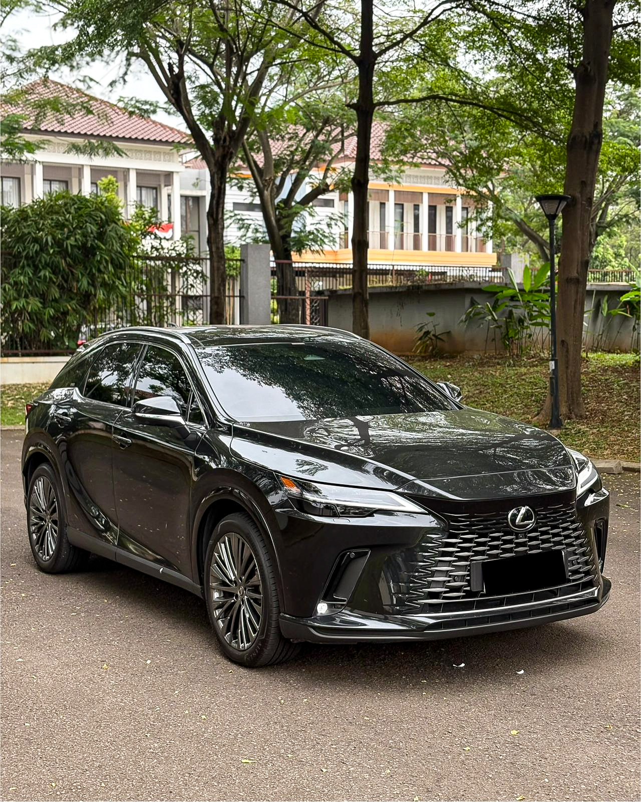 LEXUS RX350h Hybrid 2023