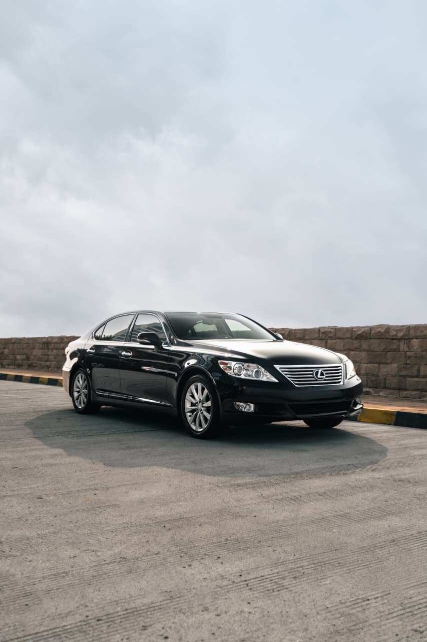 Lexus Facelift LS460L (Long Wheel Base + VIP Seat) 2010