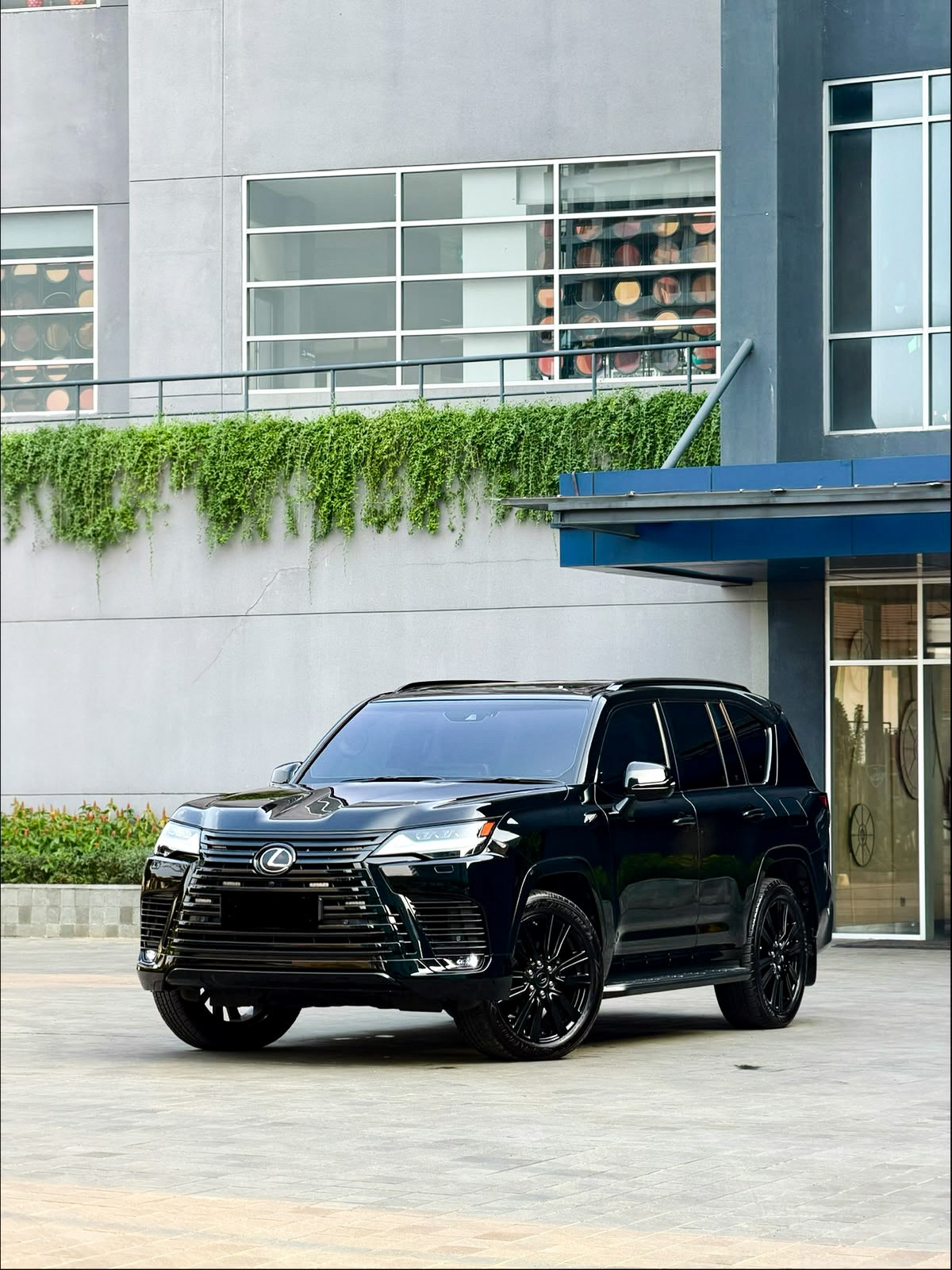 Lexus LX600 VIP (4 Seater) 2023