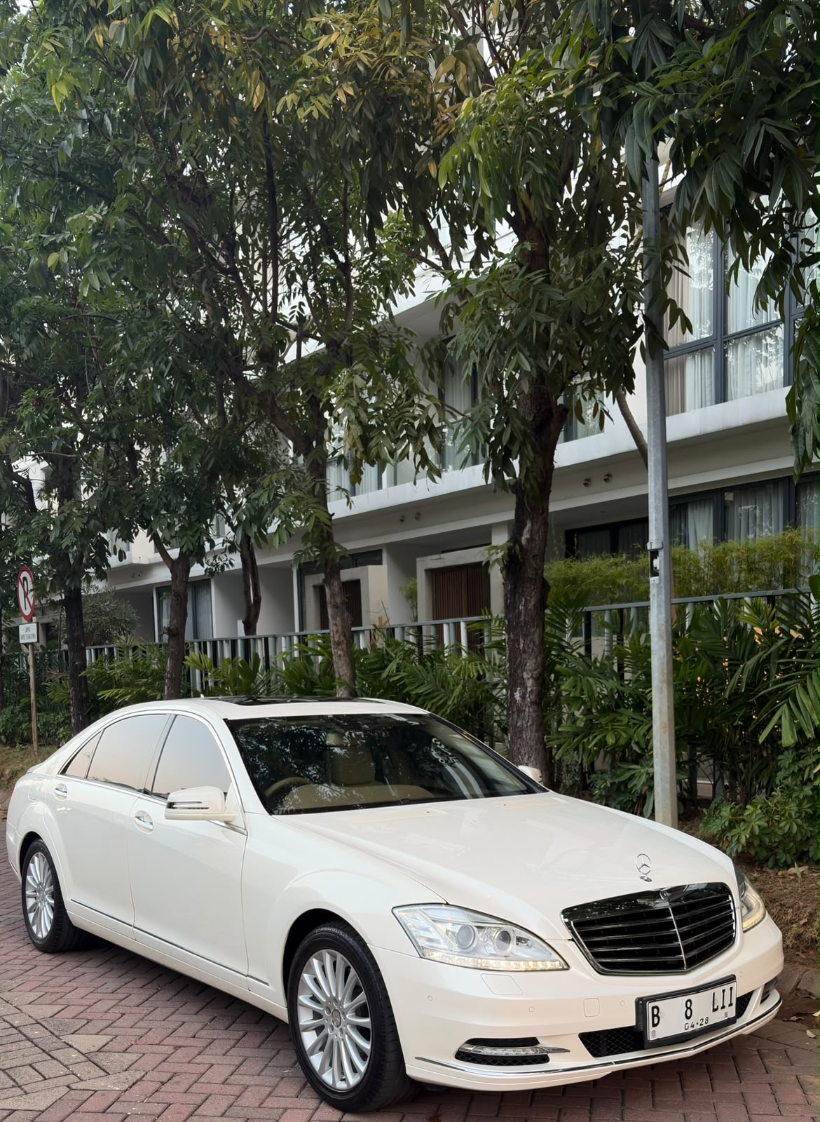 Mercedes Benz S300 Solitare 2012