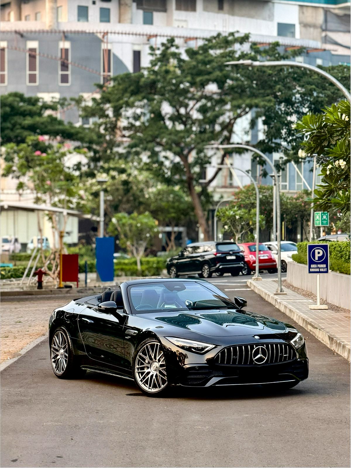 Mercedes Benz SL43 AMG 2024