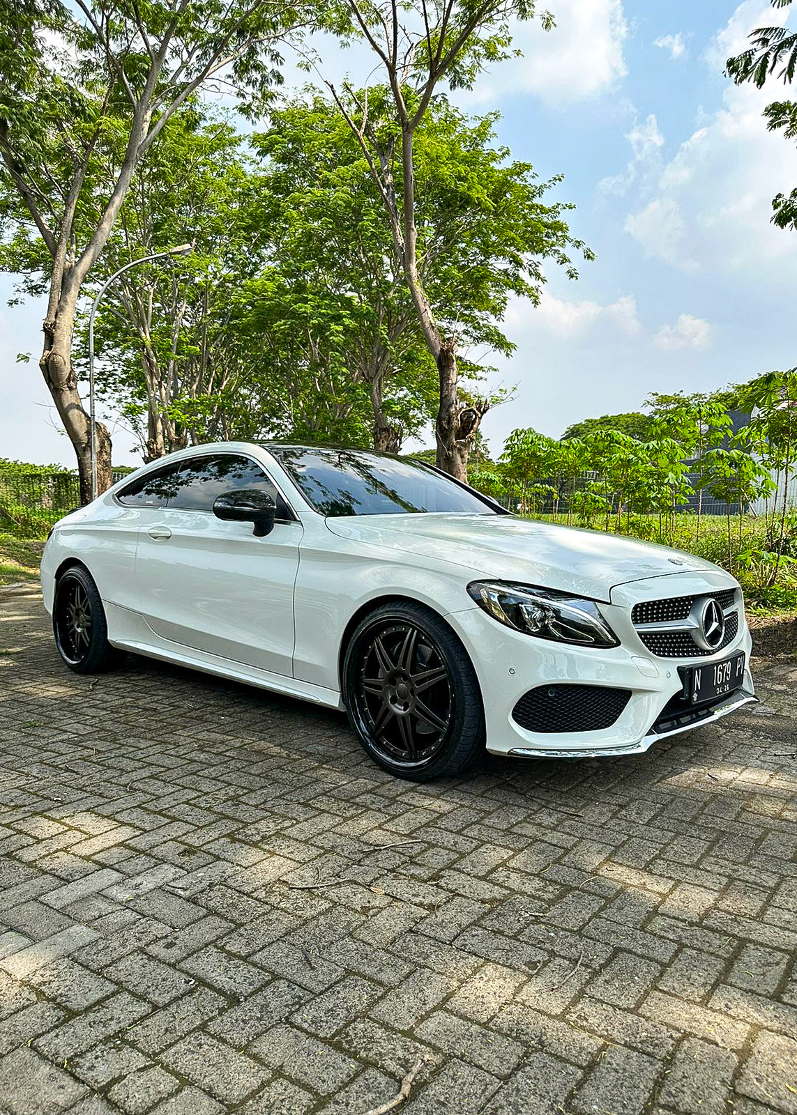 Mercedes Benz C300 Coupe Amg Line 2017