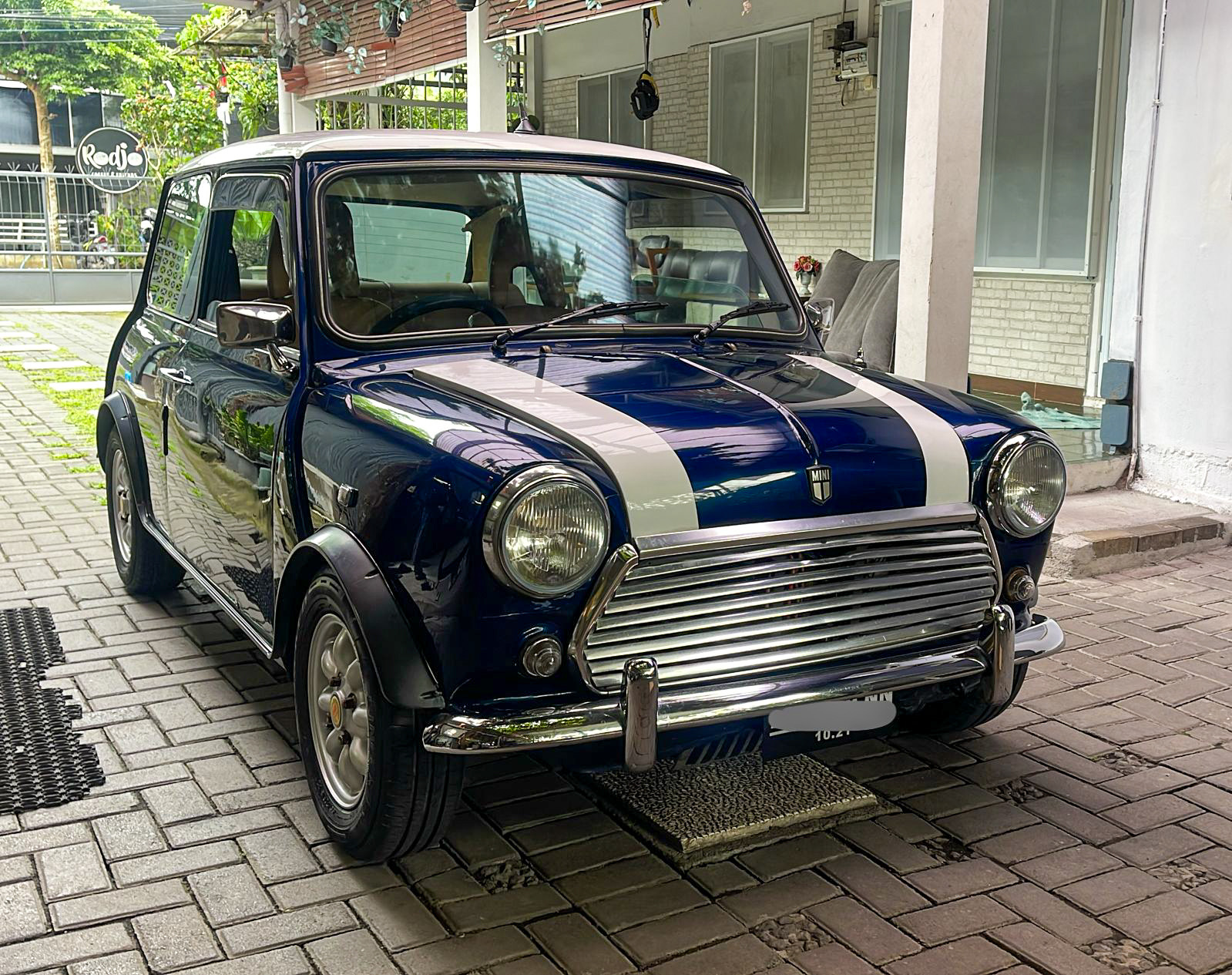 Morris Mini Saloon 1976
