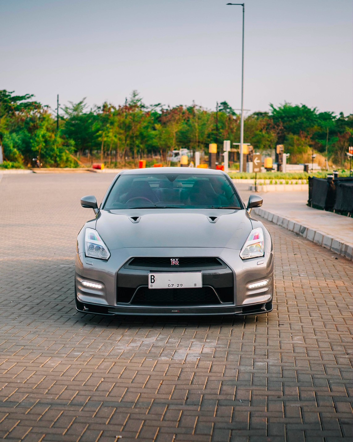 Nissan GT-R R35 Facelift 2013