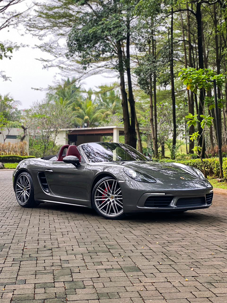 Porsche 718 Boxster S Roadster 2023