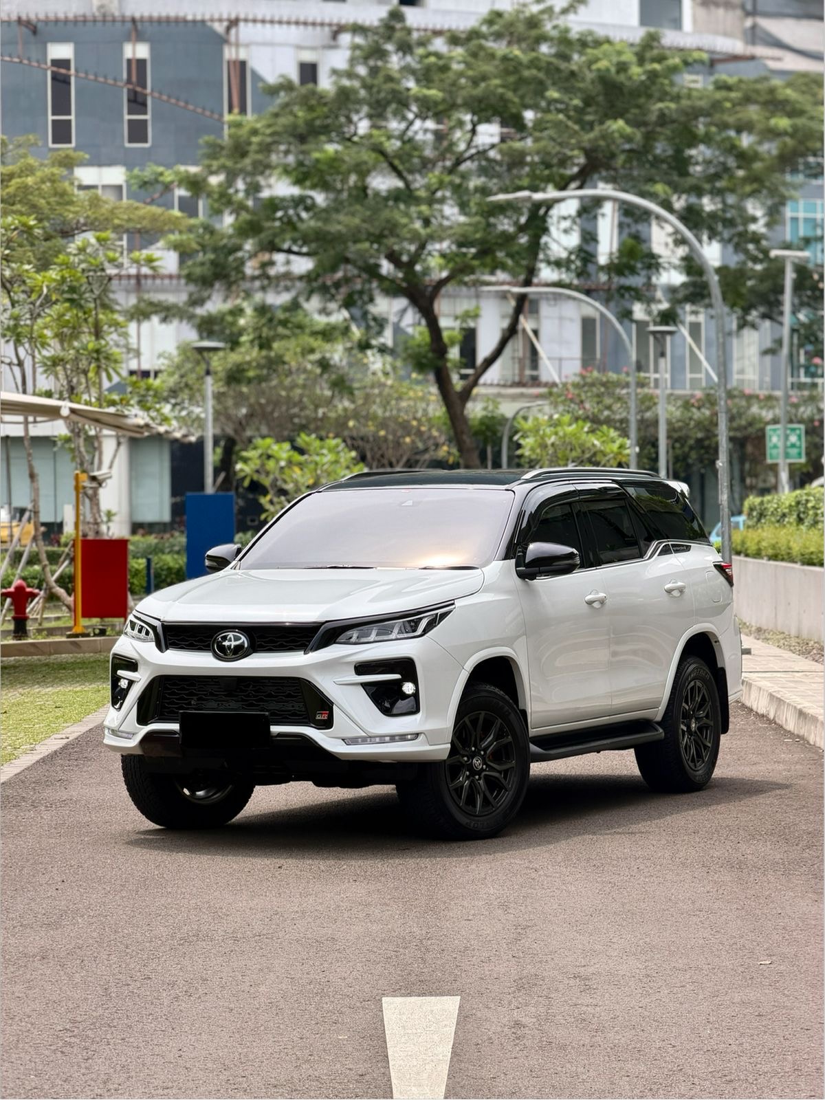 Toyota All New Fortuner 2.8 GR Tetra 4x4 2024