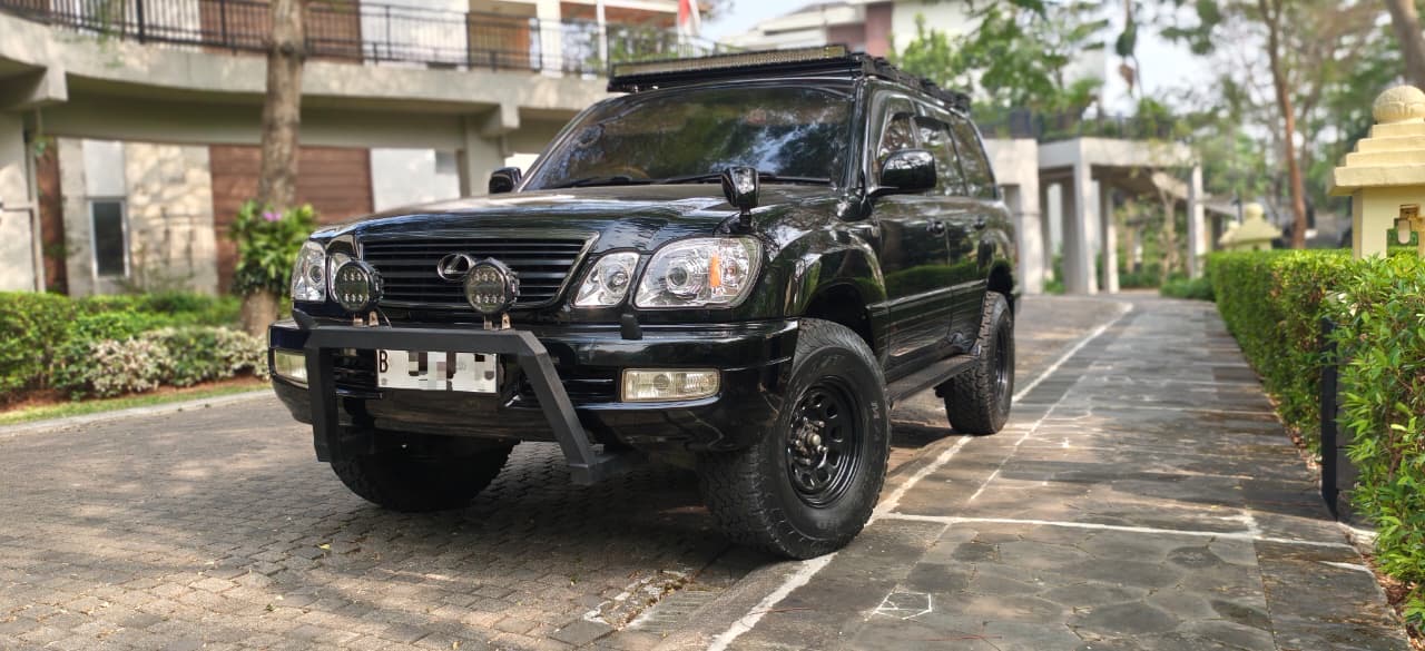Toyota Land Cruiser Cygnus 4.7 A.T 2000