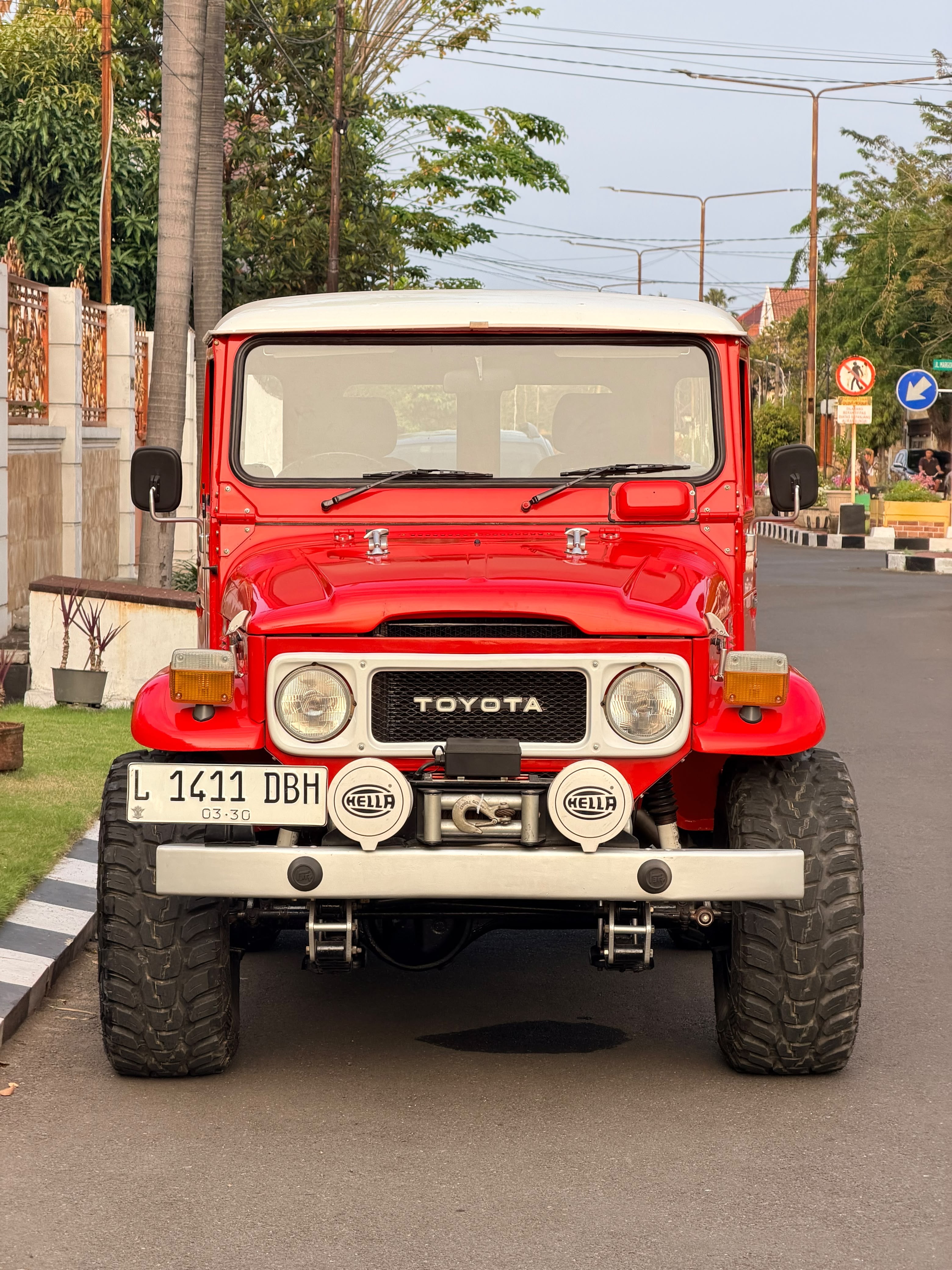 Toyota Land Cruiser Hardtop FJ40 1981