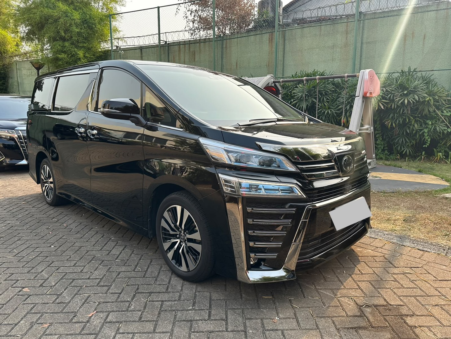 Toyota Vellfire G ATPM 2022